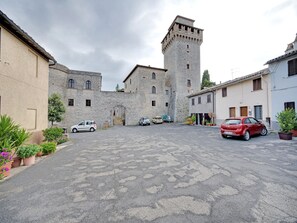 Exterior - Mansion in Prodo Near Lake Bolsena (Orvieto)