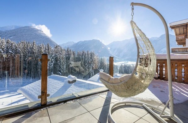 Chalet | Property grounds - Welcoming Chalet in Neukirchen near Wildkogel Ski Arena (Neukirchen am Grossvenediger)