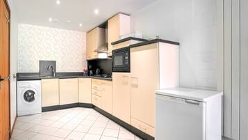 House | Private kitchen | High chair