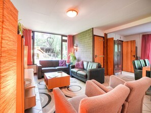 House | Living room - Holiday Home in Ulestraten With Forest (Ulestraten)