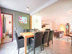 House | Dining - Holiday Home in Ulestraten With Forest (Ulestraten)