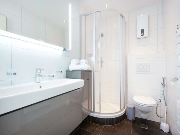 Apartment | Bathroom