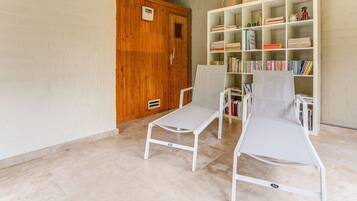 5 chambres, ameublement personnalisé, draps fournis