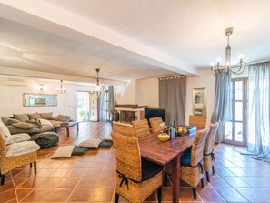 Villa | Dining - Villa in a Typical Istrian Rustical Style (Sveti Lovrec)