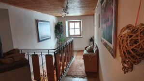 Reception - Simplistic Apartment in Waxenberg near Burgruine Castle (Oberneukirchen)