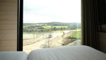 House | 2 bedrooms, individually furnished, bed sheets