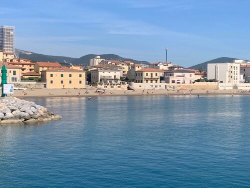 Holiday Gome in San Vincenzo Near Beach