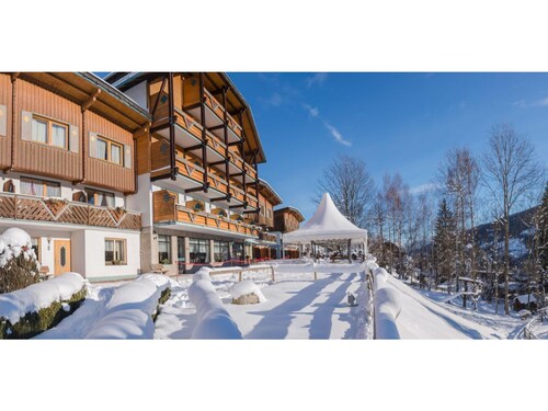 Cozy Holiday Home in Schladming near Skiing