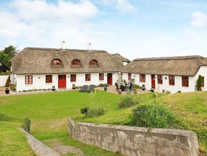 Exterior - 12 Person Holiday Home in Blokhus (Blokhus)