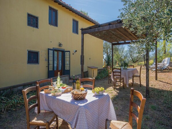 House | Balcony - Tuscany Bliss: Garden Retreat (San Casciano in Val di Pesa)
