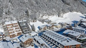 House | View from property - Penthouse Apartment With Mountain Views (Neukirchen am Grossvenediger)