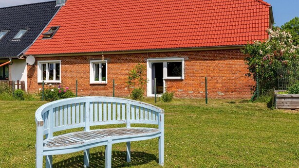 Property grounds - Snug Holiday Home in Divitz-Spoldershagen near Skydiving (Divitz-Spoldershagen)
