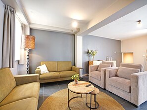 House | Living room - Holiday Home in Grubbenvorst by River Maas (Grubbenvorst)