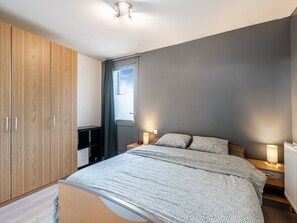 1 habitación y ropa de cama 