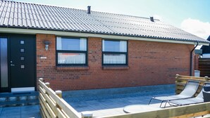 Unclassified image, 2 of 14, button - 4 Person Holiday Home in Blokhus (Blokhus)