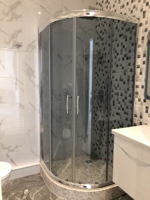 Bathroom - Apartments "Marmalade" with a view of the park and the sea (Одеса)