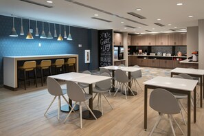 Desayuno buffet incluido todos los días