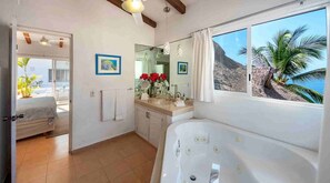 9 habitaciones, internet y ropa de cama 