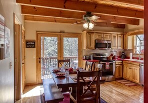 Kühlschrank, Mikrowelle, Geschirrspüler