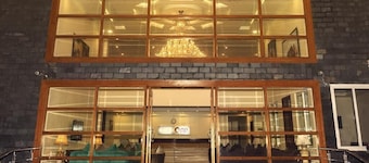 Hotel One Naran