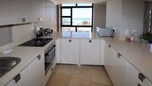 Unclassified image, 4 of 27, button - Sunrise Deck (Cape Town)
