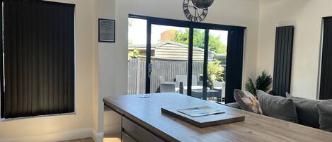 House, Multiple Beds | Private kitchen | Fridge, microwave, oven, stovetop