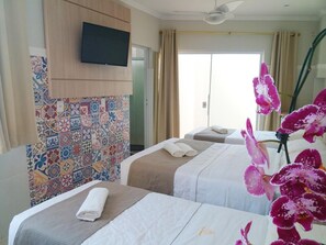 Minibar, individuell eingerichtet, kostenloses WLAN, Bettwäsche