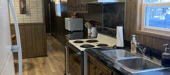Walking distance to beaches and downtown