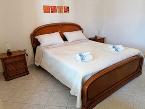 3 Schlafzimmer, Bügeleisen/Bügelbrett, WLAN, Bettwäsche