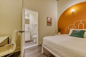 3 Schlafzimmer, Bügeleisen/Bügelbrett, WLAN, Bettwäsche