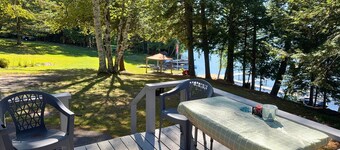 Cozy Messalonskee Lake Cabin – Dock, Kayaks & Family‑Friendly, Sleeps 5