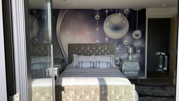 1 bedroom, iron/ironing board, free WiFi, bed sheets