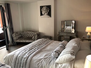 1 Schlafzimmer, Bügeleisen/Bügelbrett, kostenloses WLAN, Bettwäsche
