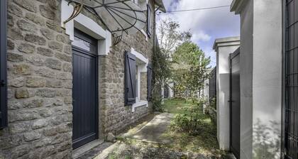Villa "Les Libellules" for 8 persons
