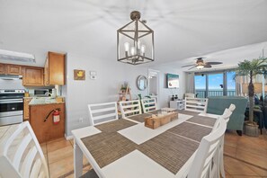 تناول الطعام