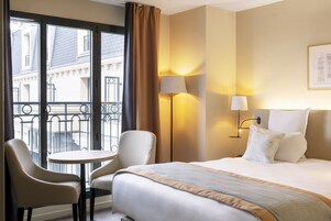 Studios Communicants | 办公桌、笔记本电脑工作区、免费婴儿床、免费 WiFi