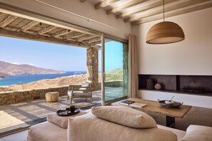 Smart TV, music library, stereo