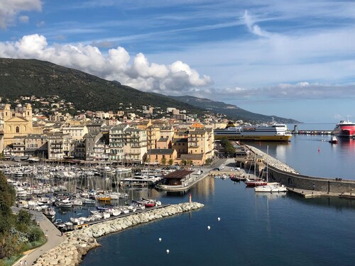Maison de caractère 120m2, 3 ***, Grand Site de France, 2 terrasses panoramiques