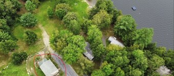 Two Bedroom Lakefront Gateway on Snow Pond