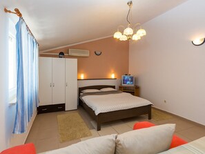 1 Schlafzimmer, WLAN, Bettwäsche