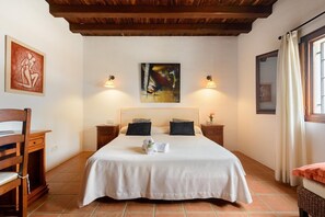 1 chambre, accès Internet, draps fournis