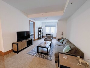 Televisio, työhuone