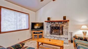 TV, fireplace, DVD player