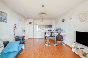 TV - Cappella - Bel appartement climatisé vue sur la mer (Ajaccio)