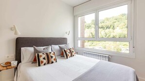 3 Schlafzimmer, Bügeleisen/Bügelbrett, Reisekinderbett, WLAN