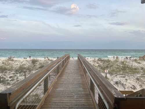 Beautiful Destin Villa in Private Gated Resort Community