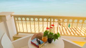 Superior Double or Twin Room | 1 bedroom, minibar, in-room safe, individually decorated