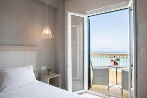 Superior Double or Twin Room | Minibar, in-room safe, individually decorated, desk - Hotel Rossis (Corfu)