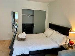 1 chambre, bureau, fer et planche à repasser, Wi-Fi gratuit