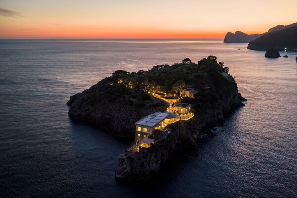 Isca Private Island - Massa Lubrense